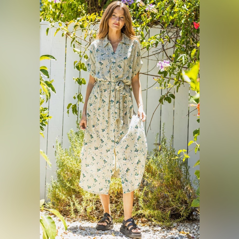 NWT En Créme Sage Button Down Dress with Tie belt - S